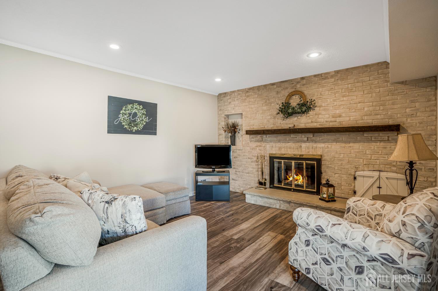 22 Dogwood Drive Middlesex NJ 08846