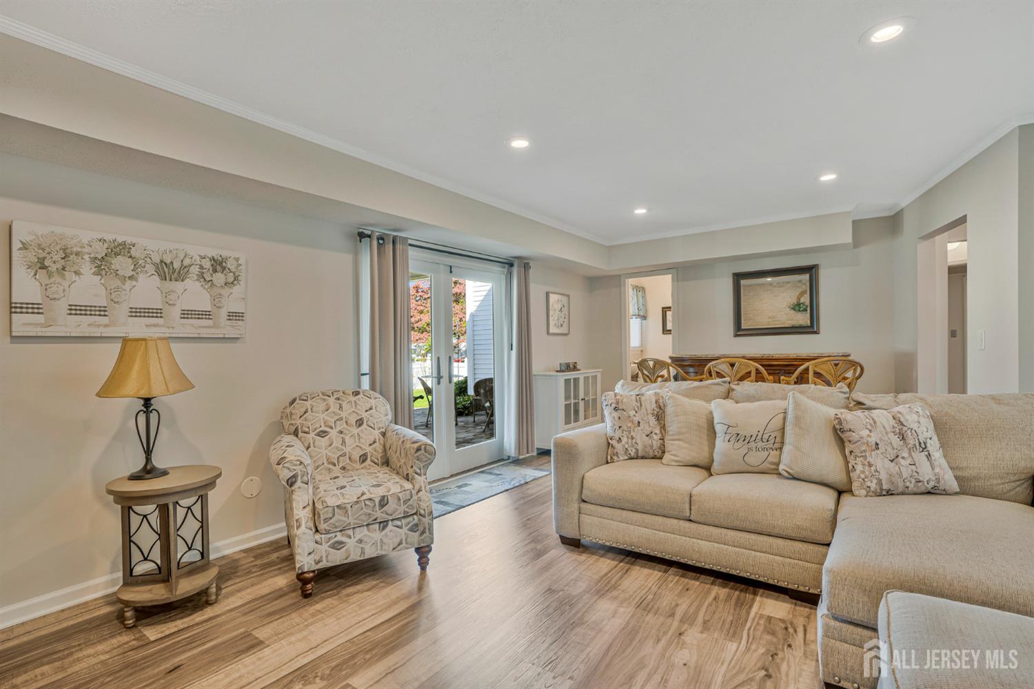 22 Dogwood Drive Middlesex NJ 08846