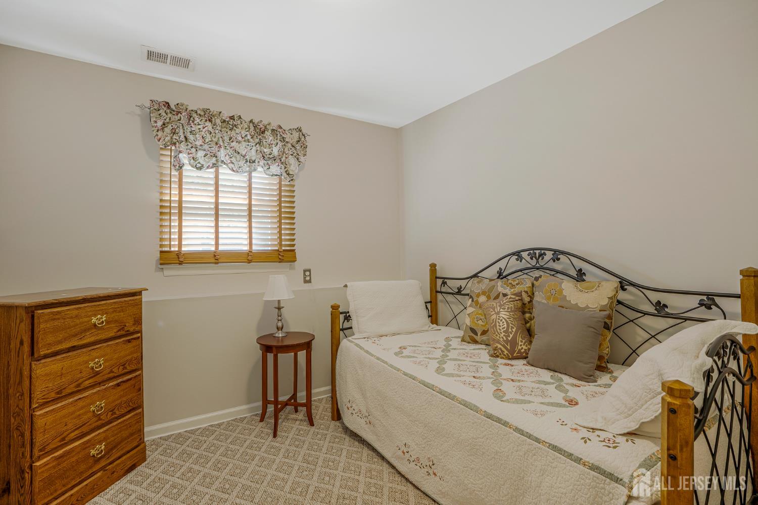 22 Dogwood Drive Middlesex NJ 08846