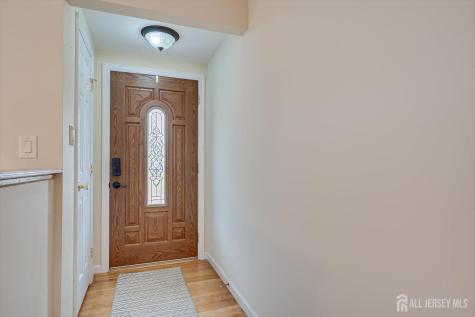 12 Dixon Drive Woodbridge Proper NJ 07095
