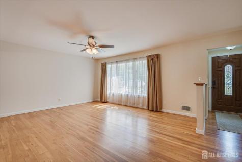 12 Dixon Drive Woodbridge Proper NJ 07095