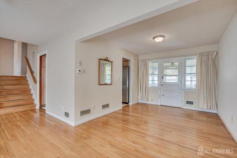 12 Dixon Drive Woodbridge Proper NJ 07095