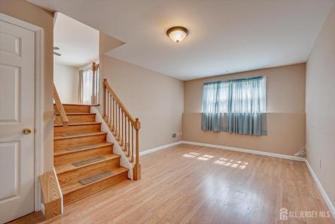 12 Dixon Drive Woodbridge Proper NJ 07095
