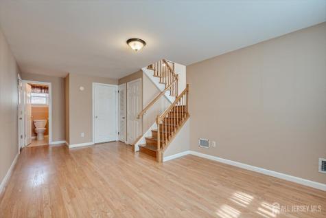12 Dixon Drive Woodbridge Proper NJ 07095