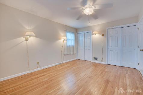 12 Dixon Drive Woodbridge Proper NJ 07095