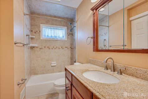 12 Dixon Drive Woodbridge Proper NJ 07095