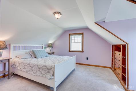 49 N Smith Street Avenel NJ 07001