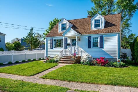49 N Smith Street Avenel NJ 07001