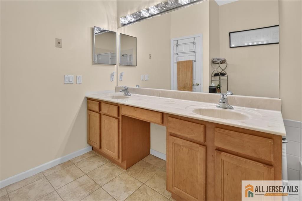 103 Ashford Drive Plainsboro NJ 08536