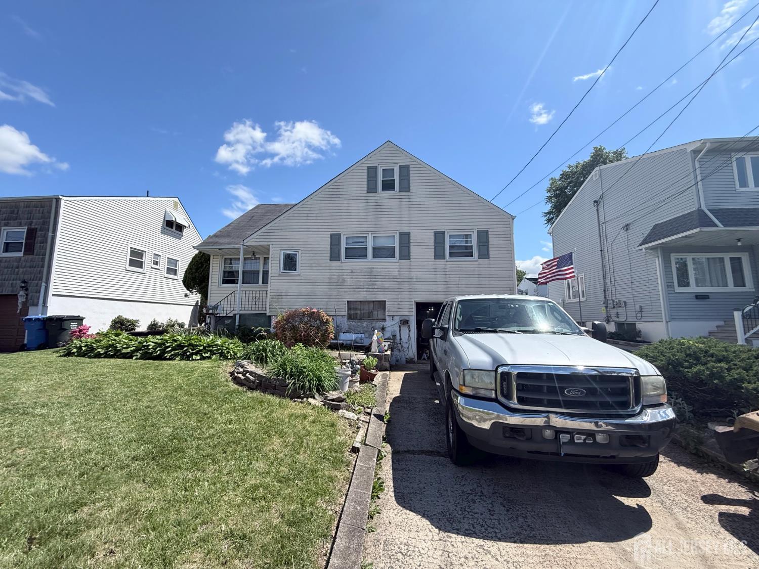 18 Brandywine Road Fords NJ 08863