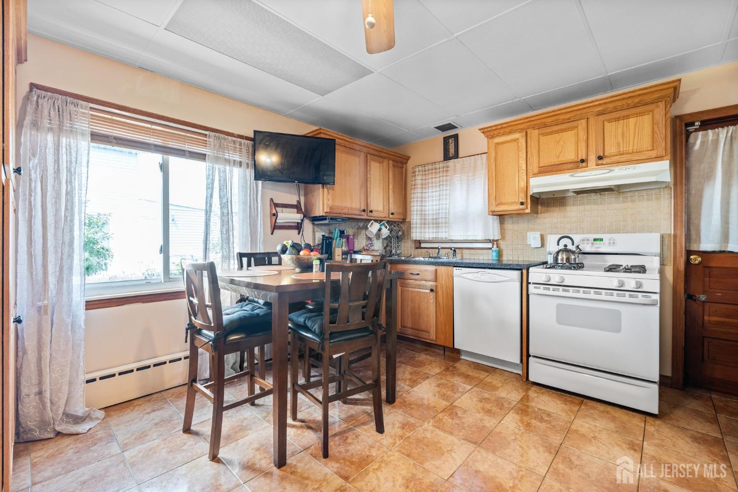 11 Charles Street South River NJ 08882