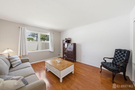 56 Thorne Lane Old Bridge NJ 07747