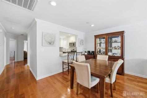 56 Thorne Lane Old Bridge NJ 07747