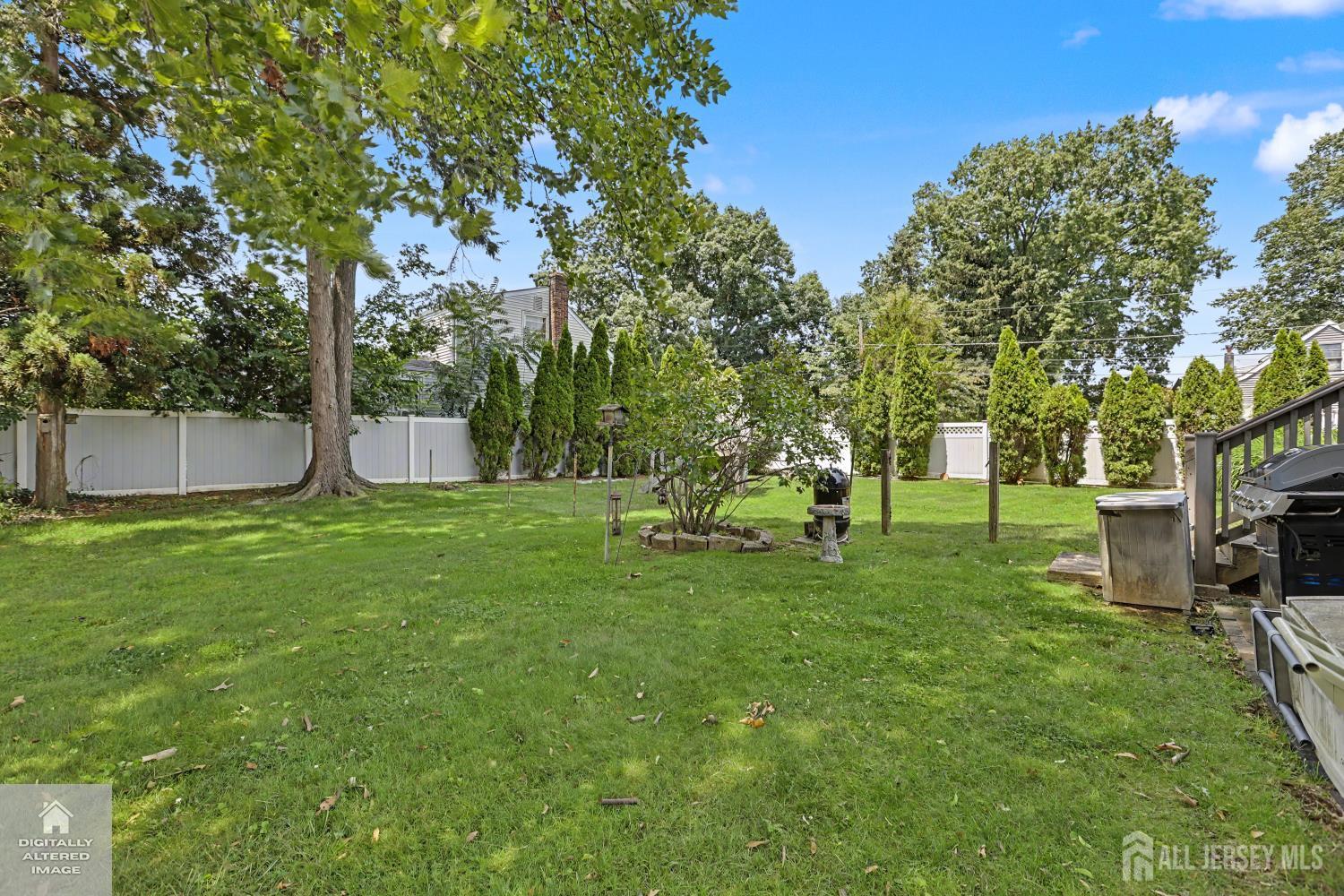 92 Silver Lake Avenue Edison NJ 08817
