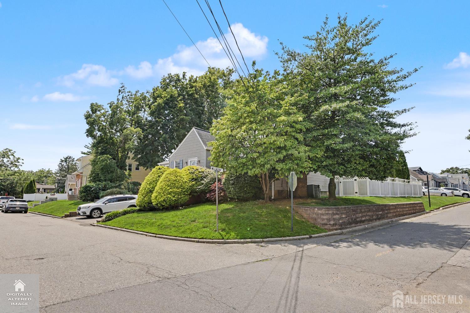 92 Silver Lake Avenue Edison NJ 08817