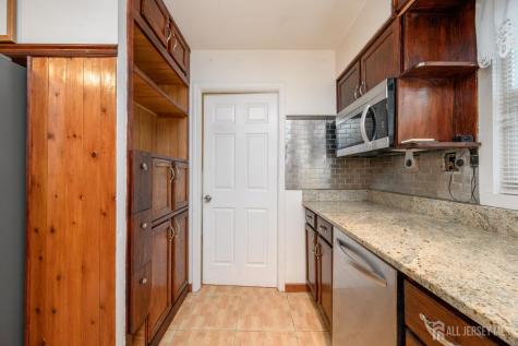 7 Ebbtide Lane Willingboro NJ 08046