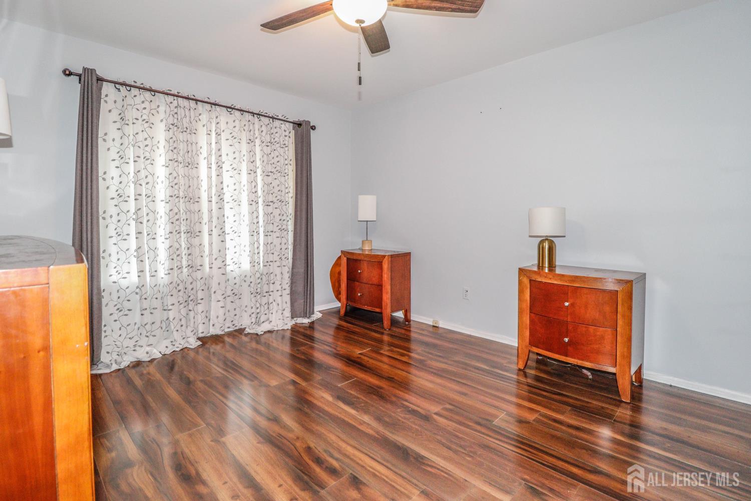 323 Ventnor Court Piscataway NJ 08854