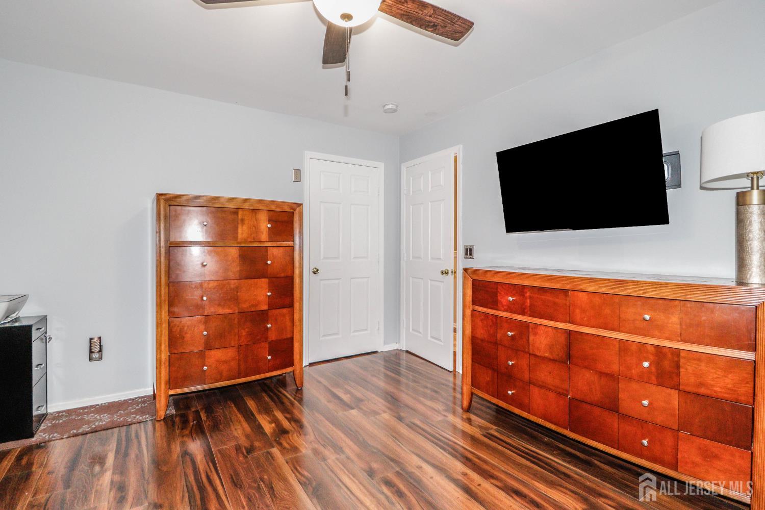 323 Ventnor Court Piscataway NJ 08854