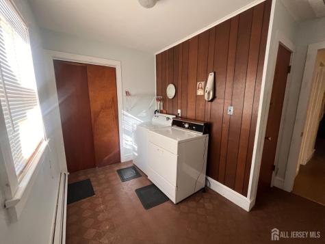 342 Shoreland Circle Old Bridge NJ 08879