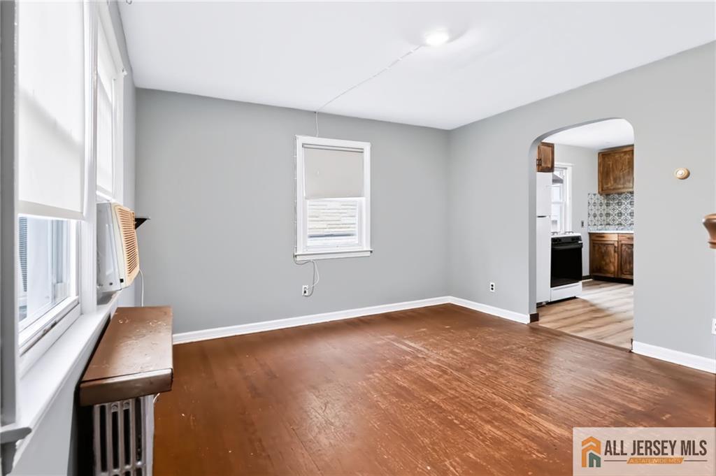 42 Burton Avenue South River NJ 08882