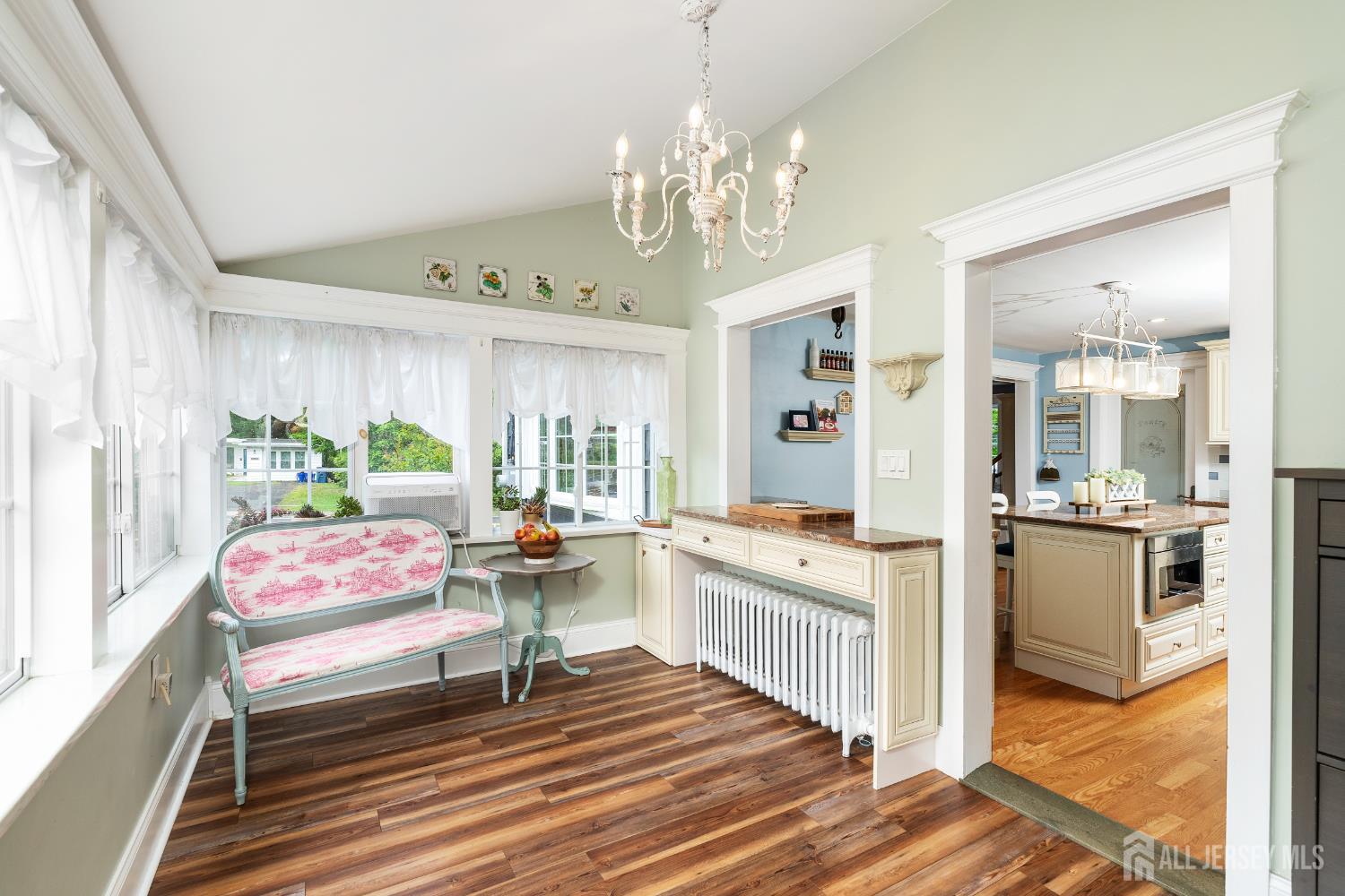 61 Laurel Avenue Franklin NJ 08528