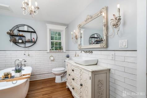 61 Laurel Avenue Franklin NJ 08528