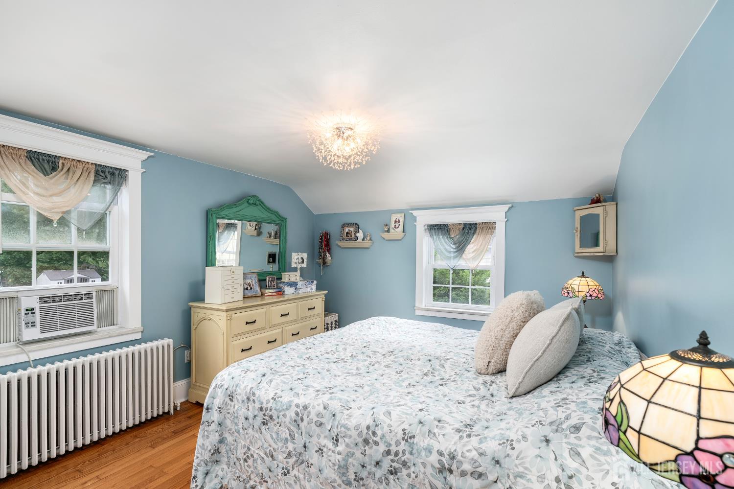 61 Laurel Avenue Franklin NJ 08528