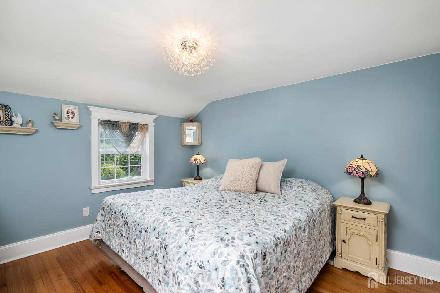 61 Laurel Avenue Franklin NJ 08528
