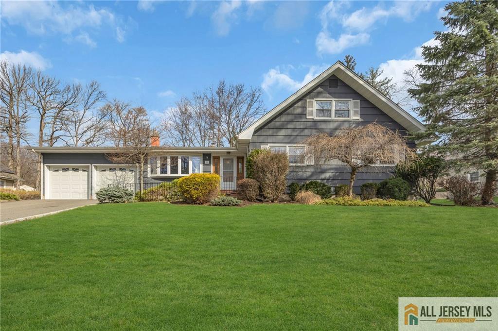 25 Greenwich Road Edison NJ 08820
