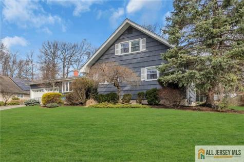 25 Greenwich Road Edison NJ 08820