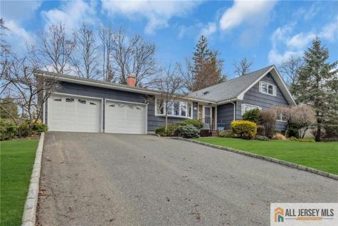 25 Greenwich Road Edison NJ 08820