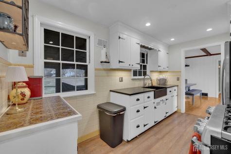 369 Union Avenue Middlesex NJ 08846