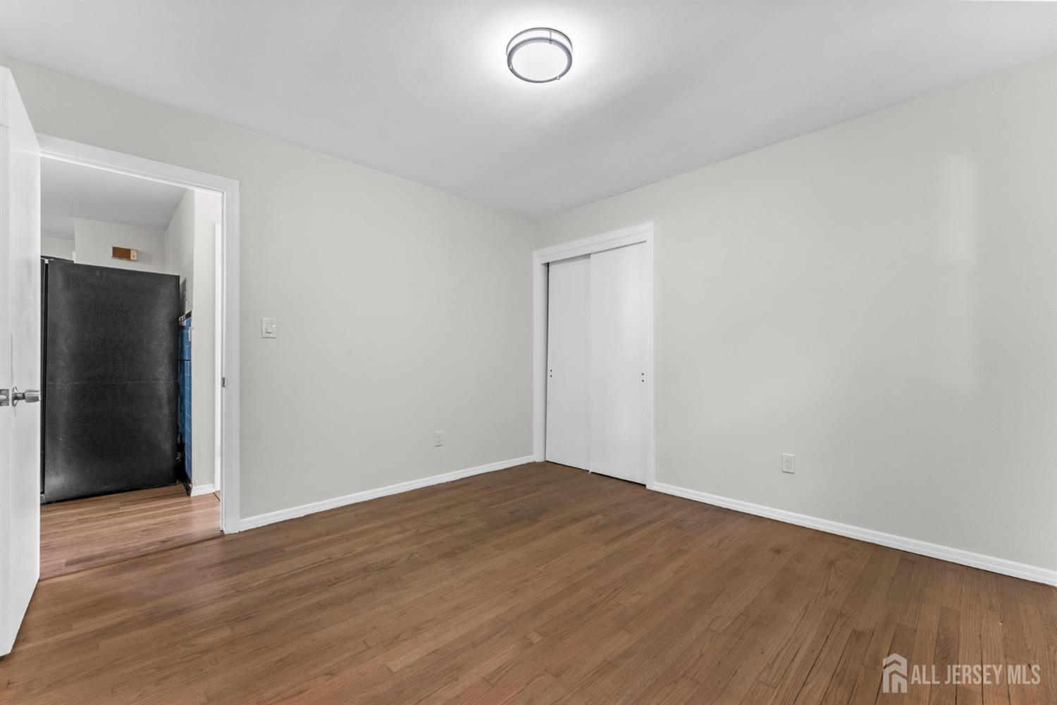 14 Harrison Street Sayreville NJ 08872