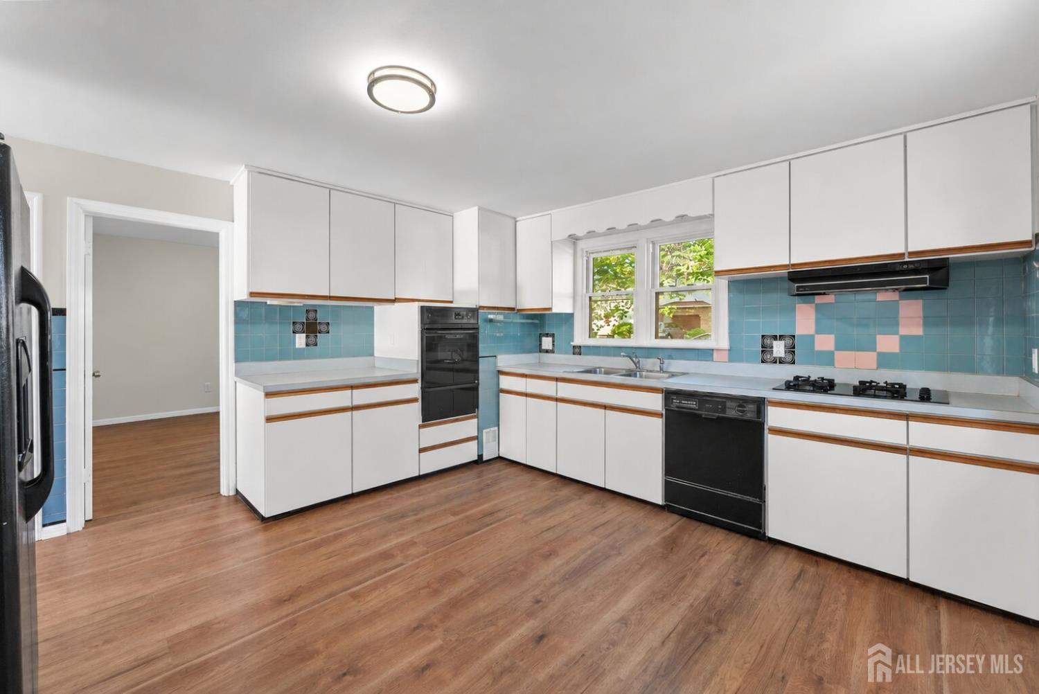 14 Harrison Street Sayreville NJ 08872