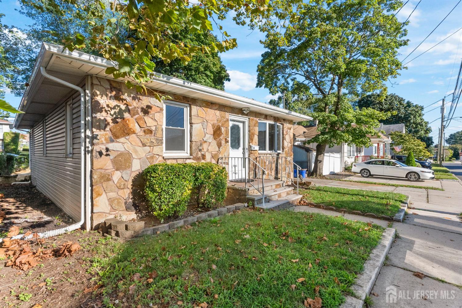 14 Harrison Street Sayreville NJ 08872