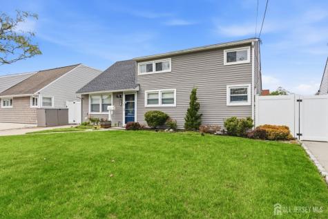 93 Marion Street Carteret NJ 07008