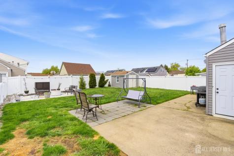 93 Marion Street Carteret NJ 07008