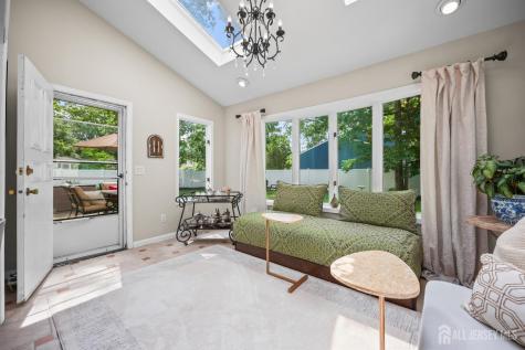12 Mcfadden Drive Monroe NJ 08831