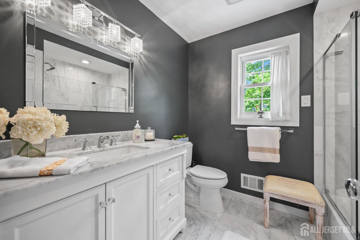 12 Mcfadden Drive Monroe NJ 08831