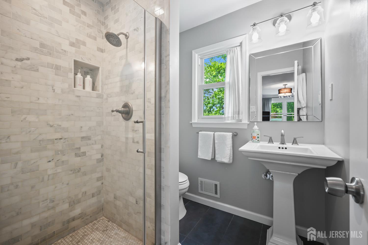 12 Mcfadden Drive Monroe NJ 08831