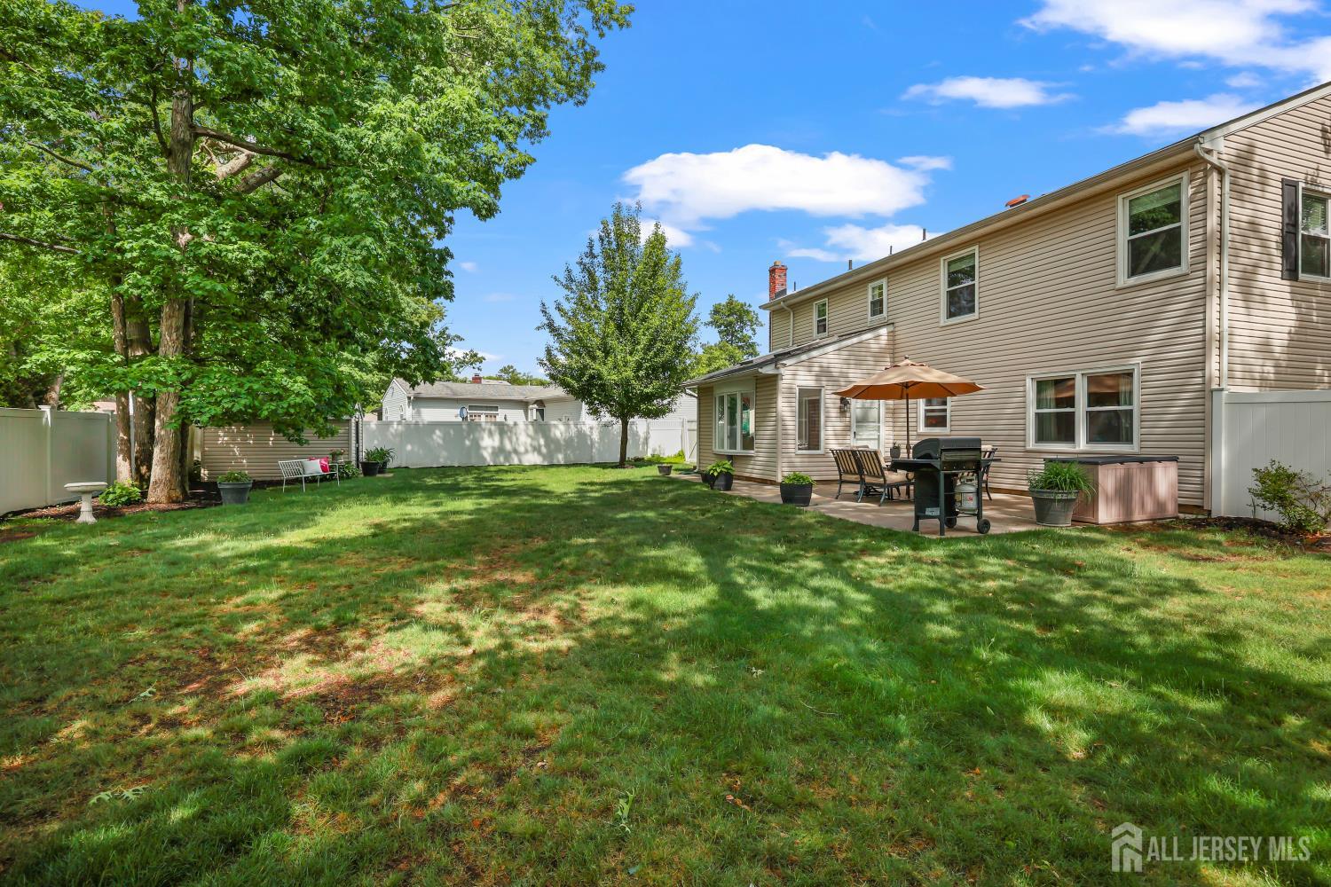 12 Mcfadden Drive Monroe NJ 08831