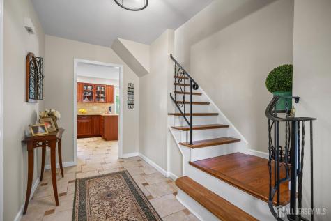 12 Mcfadden Drive Monroe NJ 08831