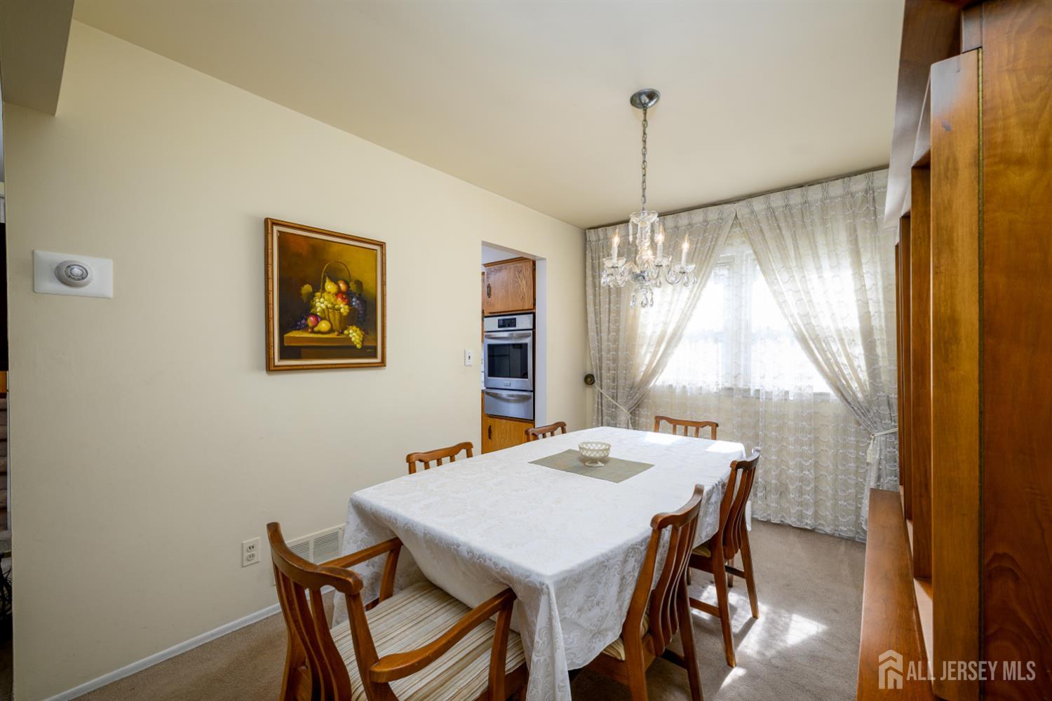 5 Berdine Court Colonia NJ 07067