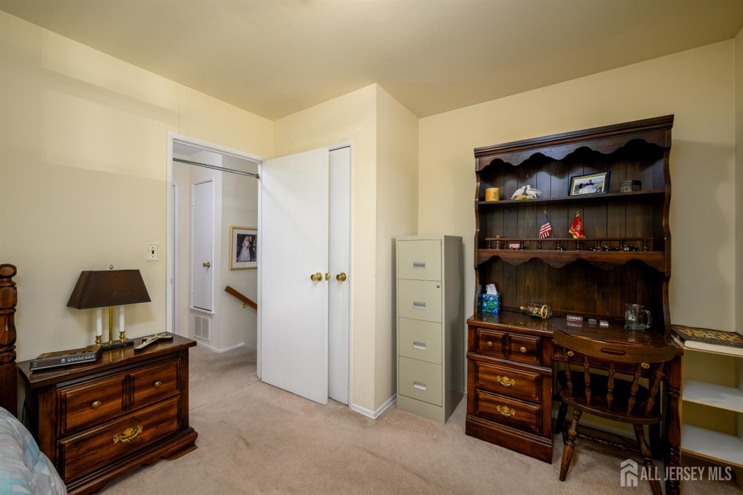 5 Berdine Court Colonia NJ 07067