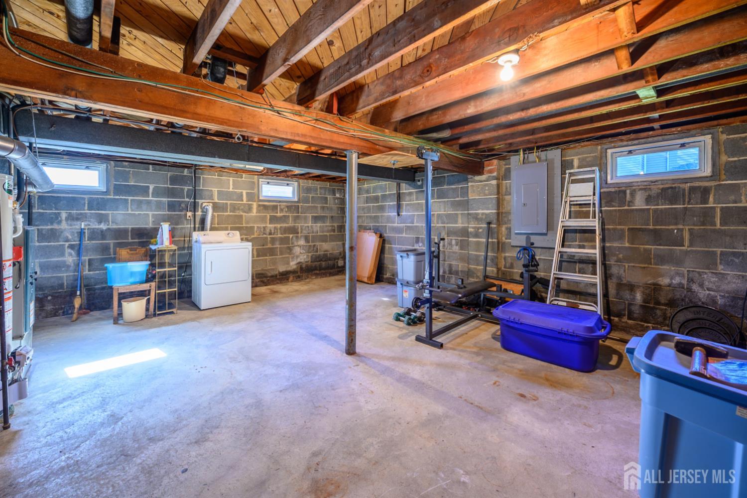 5 Berdine Court Colonia NJ 07067