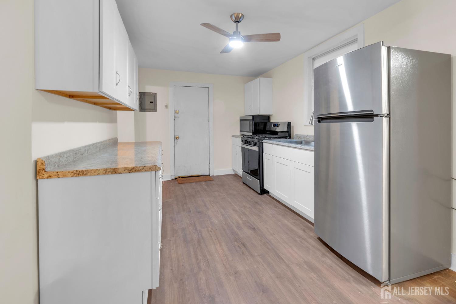 44 Stuyvesant Avenue Newark NJ 07106