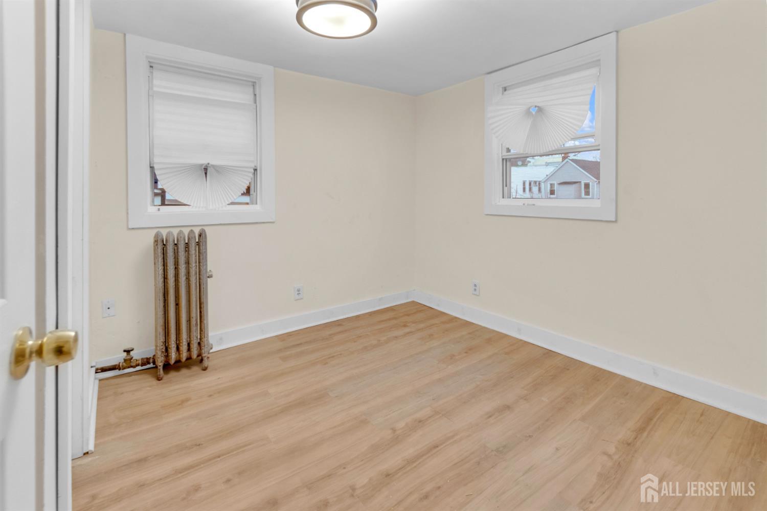 44 Stuyvesant Avenue Newark NJ 07106