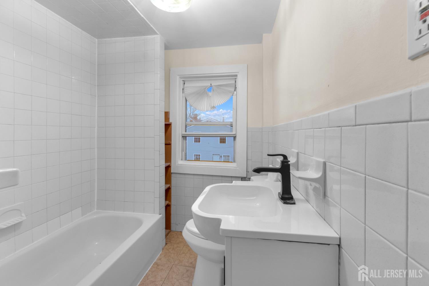 44 Stuyvesant Avenue Newark NJ 07106