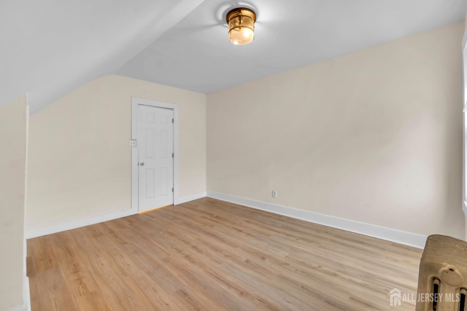 44 Stuyvesant Avenue Newark NJ 07106