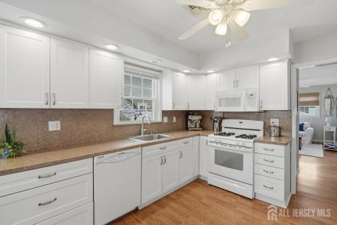 426 Hialeah Drive Lavallette NJ 08735